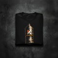 T-shirt noir plié